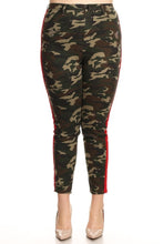 Load image into Gallery viewer, High Rise Skinny Jeans w/ Red Highlight Out seam Camo