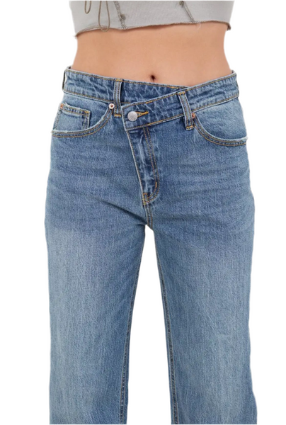 Cuff Detail Crossover High Waist Straight Jeans