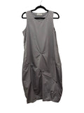 Seeveless dress