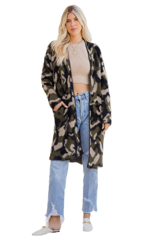 Camo Cardigan Curvy