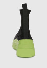Load image into Gallery viewer, Knitted platform boots Women