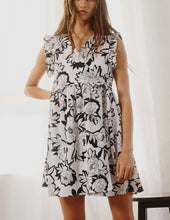 Load image into Gallery viewer, Floral Print Mini dress