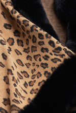 Load image into Gallery viewer, Luxury Thick Cheetah Pattern Faux Fur Cape