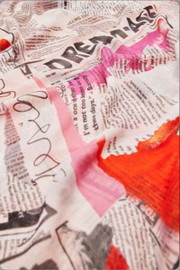 Rectangular newspaper foulard