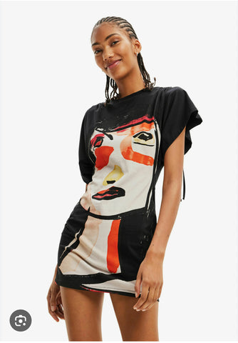 Arty face T-shirt dress women