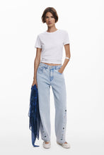 Load image into Gallery viewer, PLEATED RECTANGULAR PAISLEY SCARF