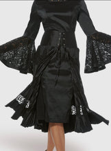 Load image into Gallery viewer, Black Pleated Fabric and Lace Skirt