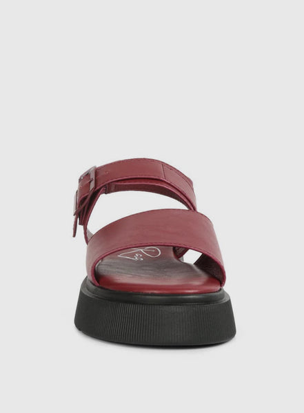 GLADEN Pin Buckle Platform Sandals  BURGUNDY