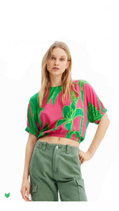 Short tropical puff-sleeve blouse Women