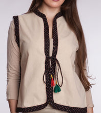 Load image into Gallery viewer, Embroidered Cotton Vest