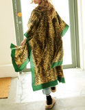 Kimono withsnake print and contrast lined border Shawl - Women