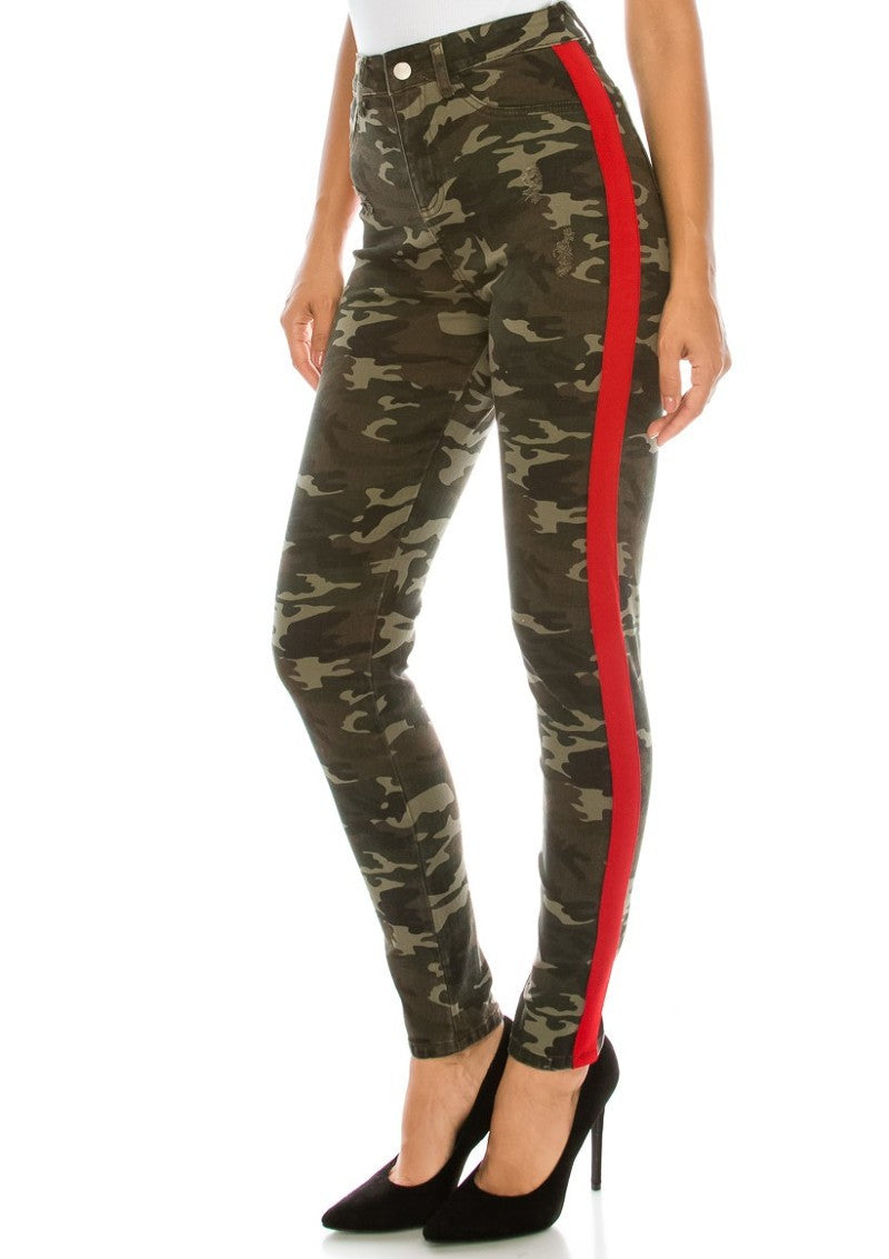 High Rise Skinny Jeans w/ Red Highlight Out seam