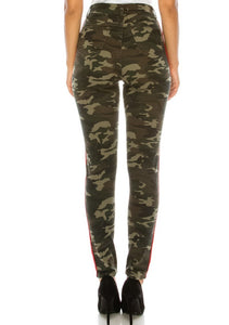 High Rise Skinny Jeans w/ Red Highlight Out seam