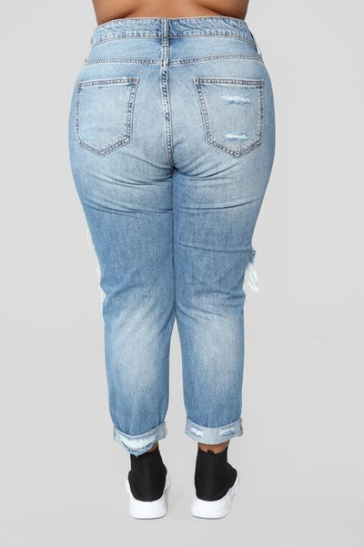 Distressed High Rise Boyfriend Jeans - Light Wash