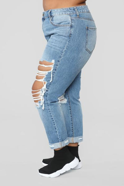 Distressed High Rise Boyfriend Jeans - Light Wash