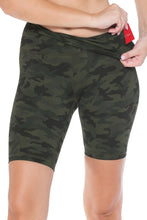 Load image into Gallery viewer, Activewear shorts Camouflage With Pockets