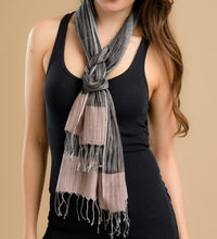 Load image into Gallery viewer, Cotton Handwoven  Scarf