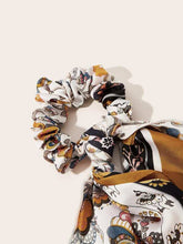 Load image into Gallery viewer, Leopard Pattern Scrunchie Scarf