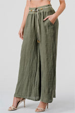 Load image into Gallery viewer, Palazzo style pants in 100% Italian Linen