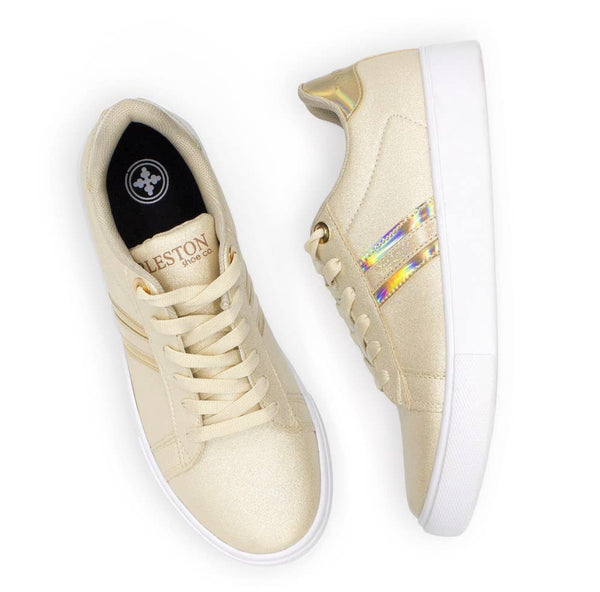 Chessey Sneaker Gold