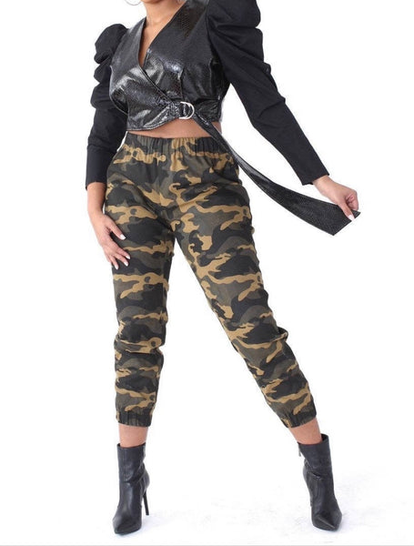 Camouflage jogger pants