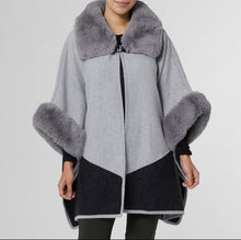 Load image into Gallery viewer, Colorblock Fur Toggle Poncho
