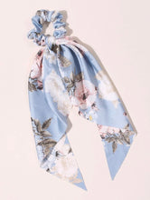 Load image into Gallery viewer, Floral Scrunchie Scarf