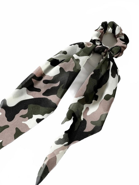 Camo Pattern Scrunchie Scarf